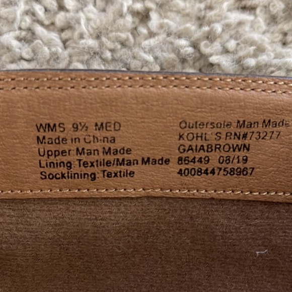 Brown size 9.5 Med lace up boots - Picture 6 of 9